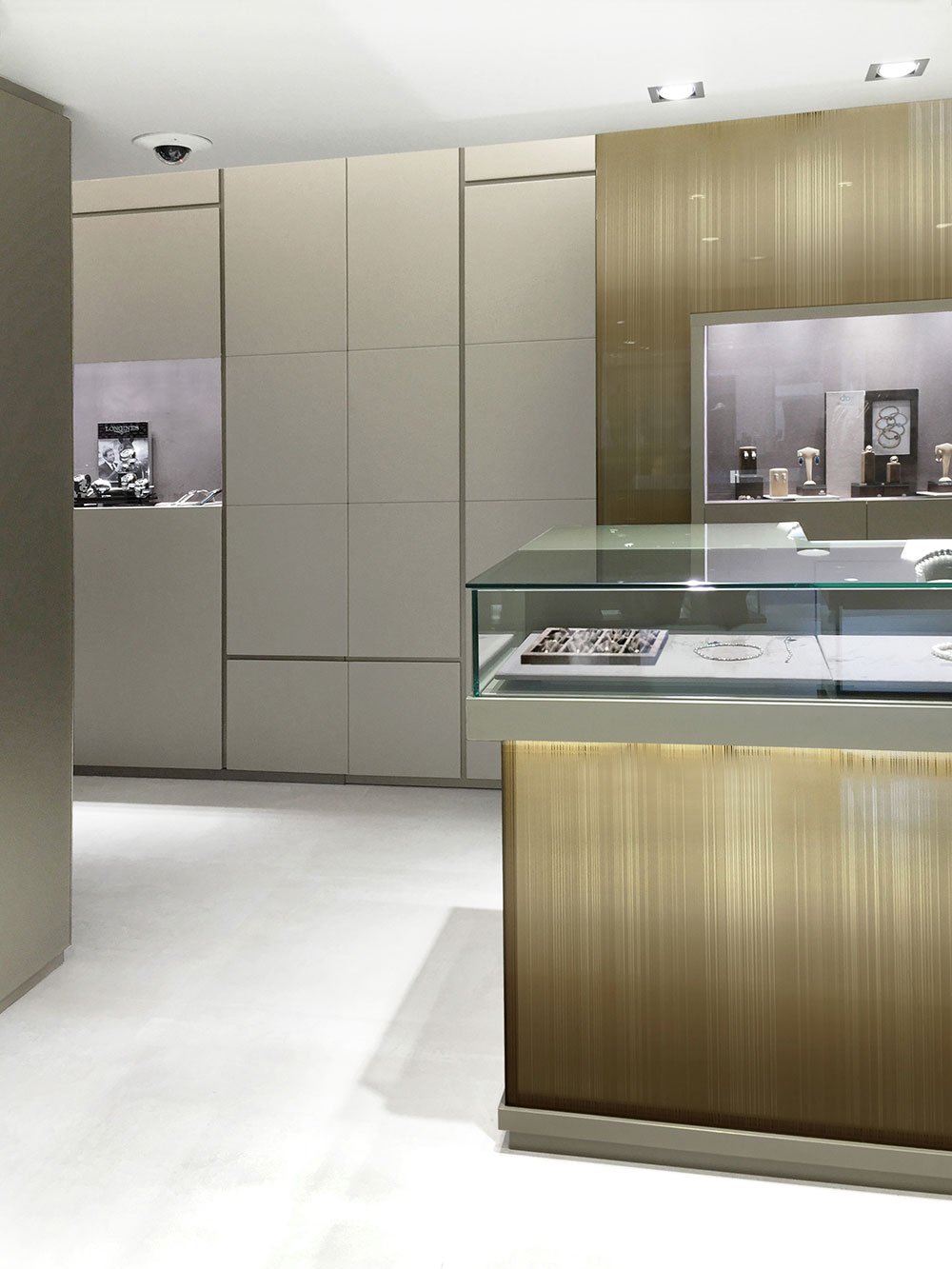 Disseny Comercial  JOIERIA CARLOS GUINOT